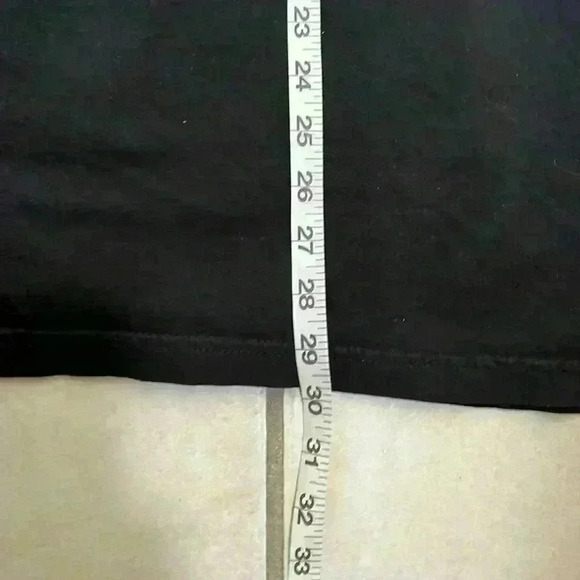 Bad Bunny official licensed made in USA 🇺🇸 YHLQMDLG Blocks Shirt sz XXL - Picture 5 of 6